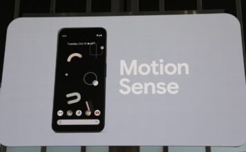 Google Expands Motion Assist Beyond Pixel Phones to Help Reduce Motion Sickness